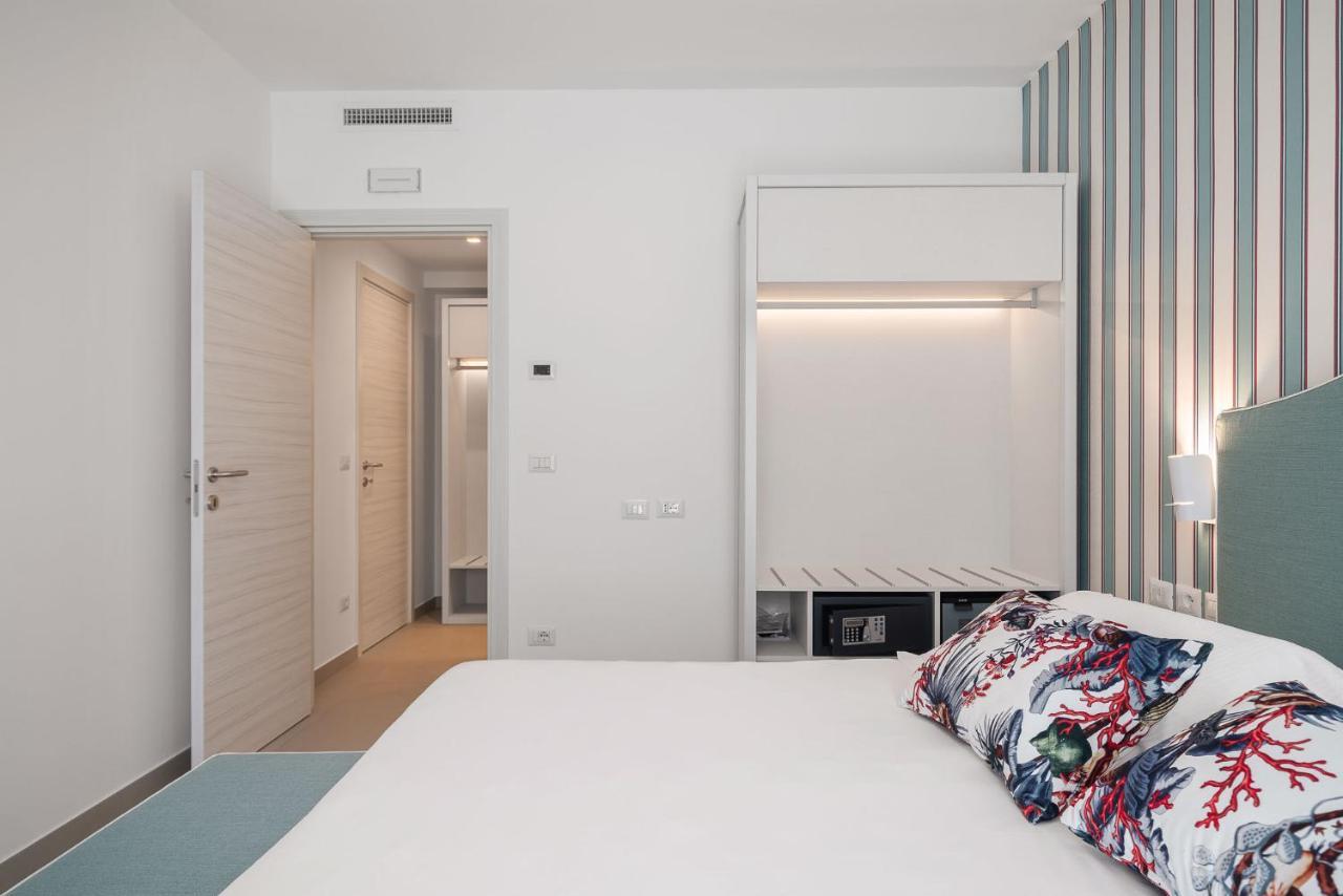 Seaside Hotel Capo dʼOrlando المظهر الخارجي الصورة