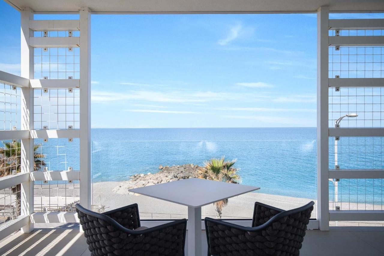 Seaside Hotel Capo dʼOrlando المظهر الخارجي الصورة