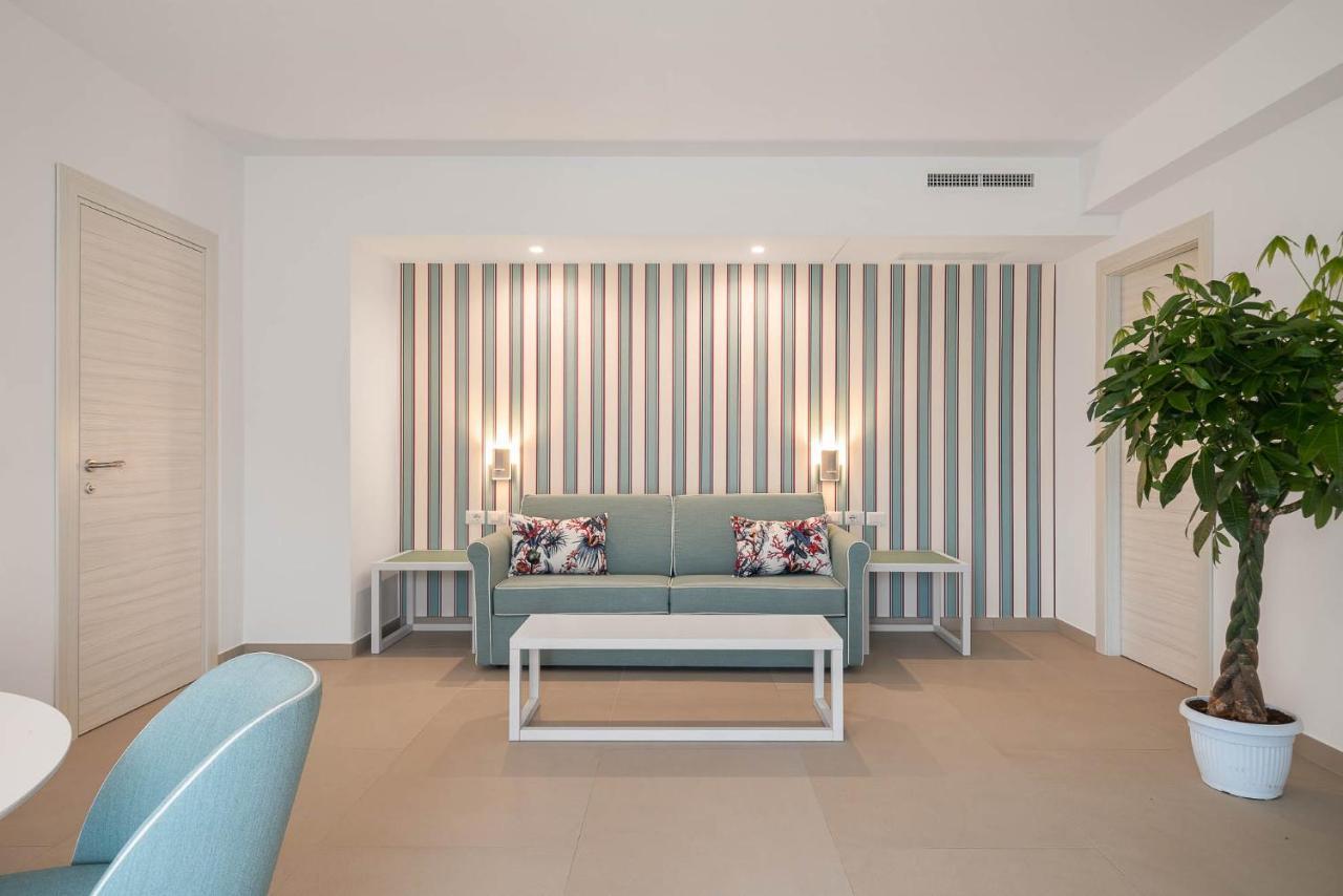 Seaside Hotel Capo dʼOrlando المظهر الخارجي الصورة