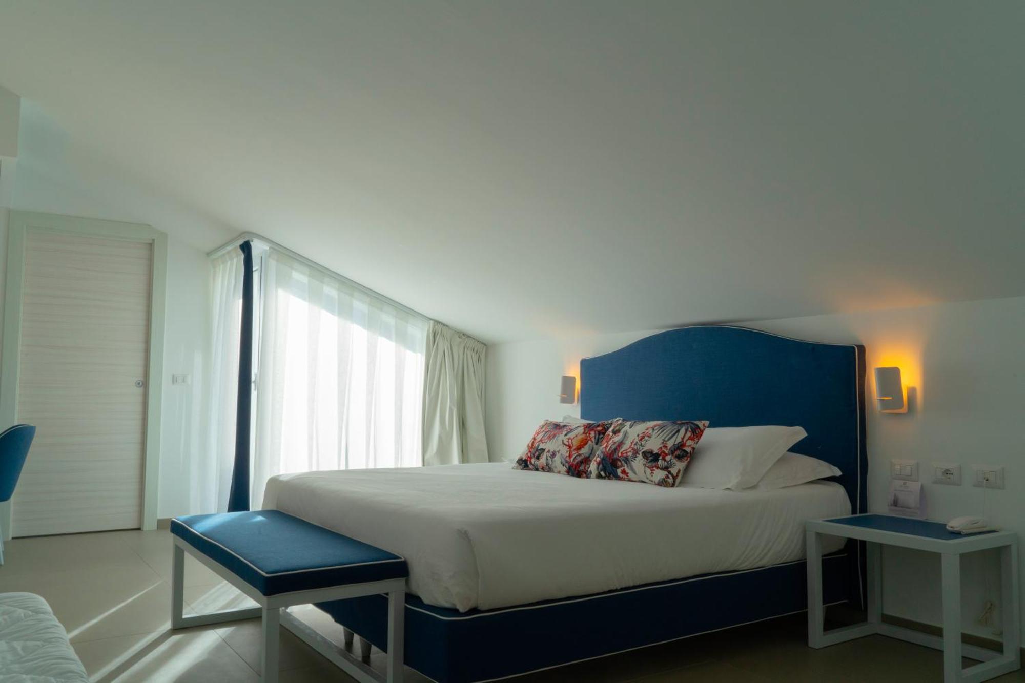 Seaside Hotel Capo dʼOrlando المظهر الخارجي الصورة